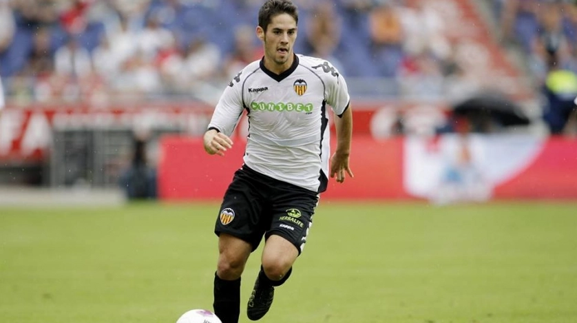 Isco tập luyện nỗ lực để duy trì phong độ